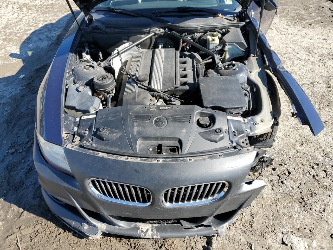 2004 BMW Z4 3.0 VIN: 4USBT53554LT25259 Lot: 90541125