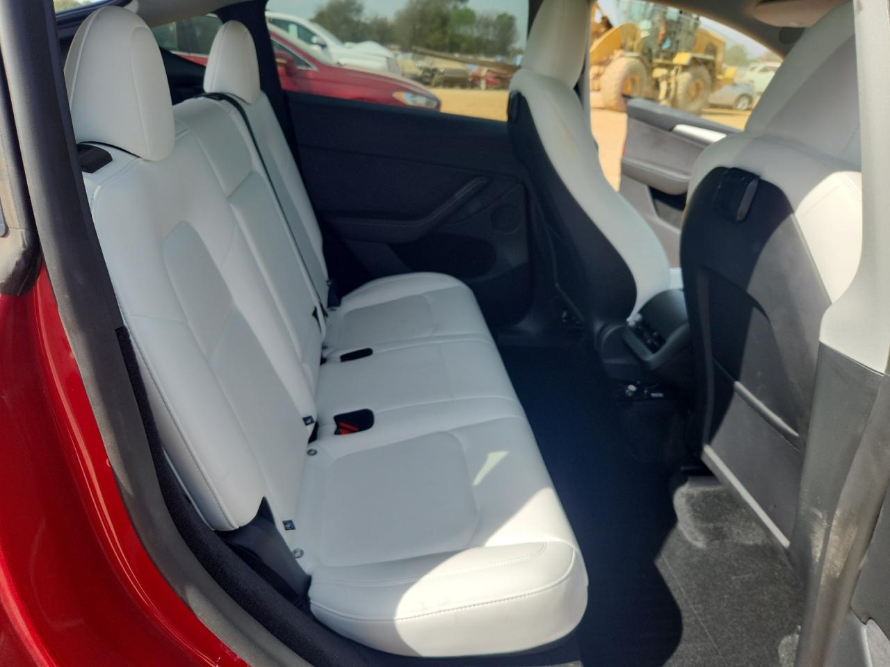 2024 Tesla Model Y VIN: 7SAYGDEF3RA332659 Lot: 86792325