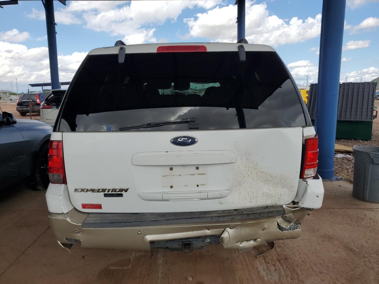 2005 Ford Expedition Eddie Bauer VIN: 1FMFU18595LA32600 Lot: 82419525