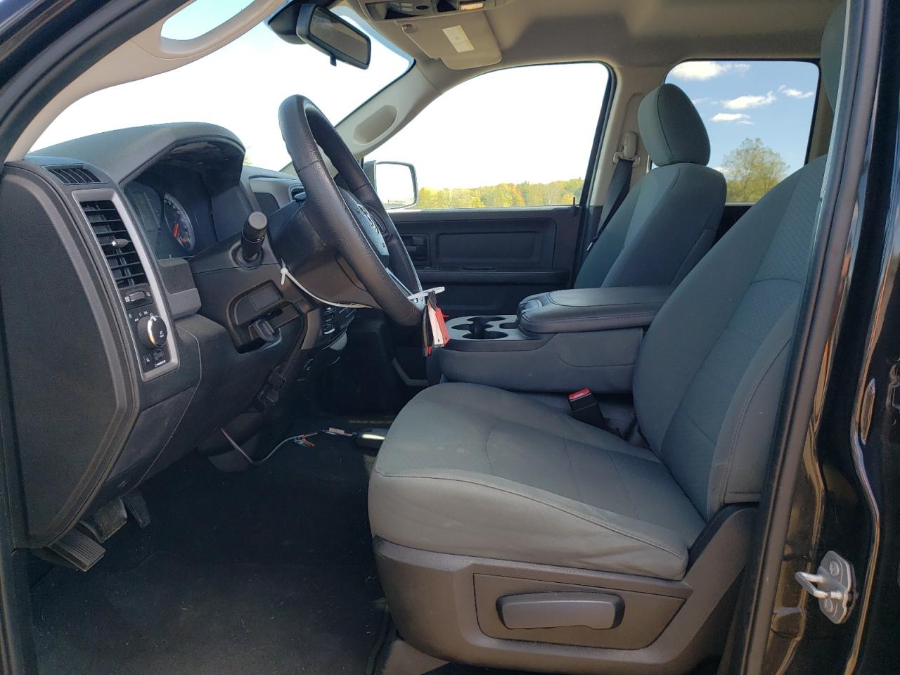 2015 Ram 1500 St VIN: 1C6RR7FT0FS656534 Lot: 82270855