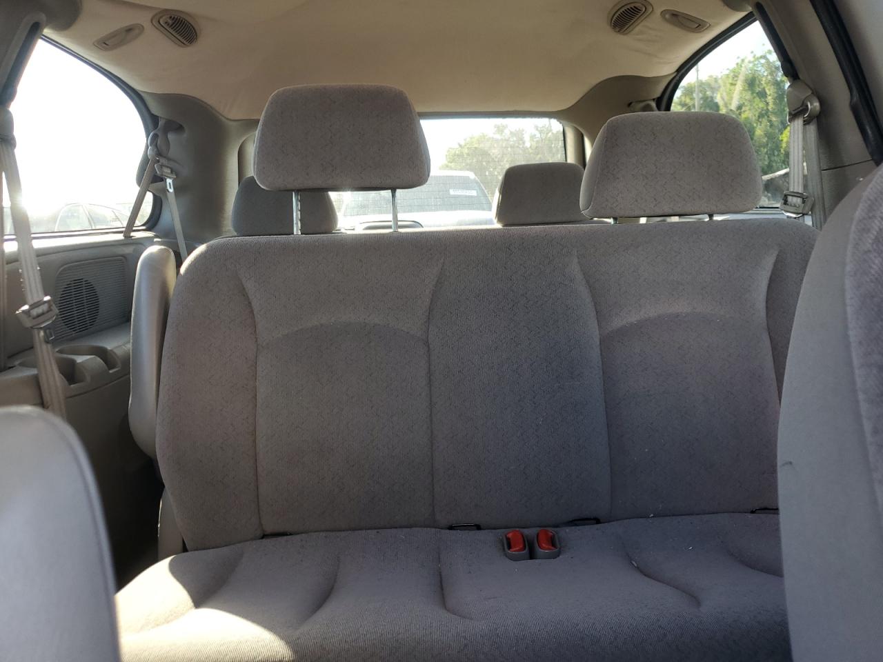 2002 Chrysler Town & Country Lx VIN: 2C4GP44312R662006 Lot: 86700615
