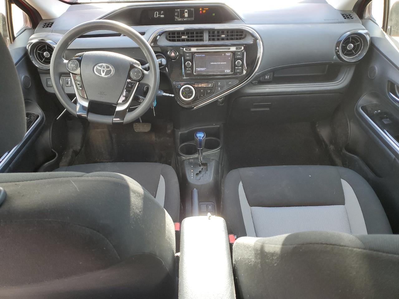 2018 Toyota Prius C VIN: JTDKDTB36J1602399 Lot: 89882375