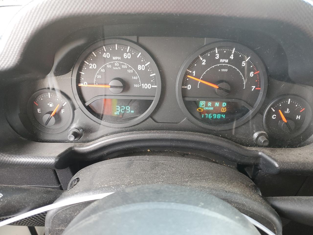 2008 Jeep Wrangler Unlimited X VIN: 1J8GA39158L654942 Lot: 81987735