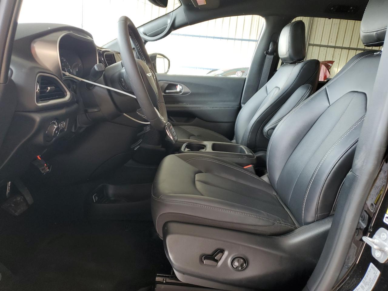 2025 Chrysler Pacifica Select VIN: 2C4RC1BG9SR568125 Lot: 85593765