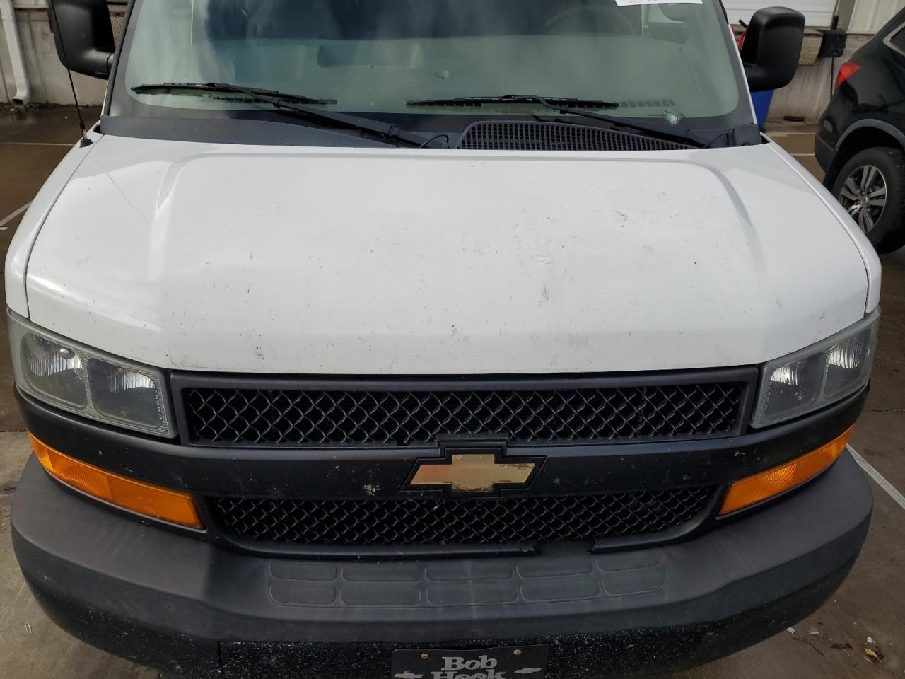 2018 Chevrolet Express G2500 VIN: 1GCWGBFP1J1340565 Lot: 82257055