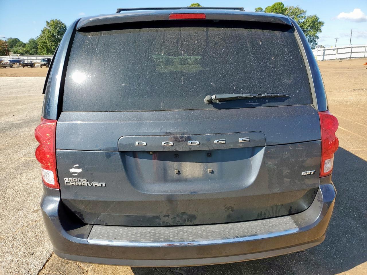 2014 Dodge Grand Caravan Sxt VIN: 2C4RDGCG1ER104569 Lot: 90955055