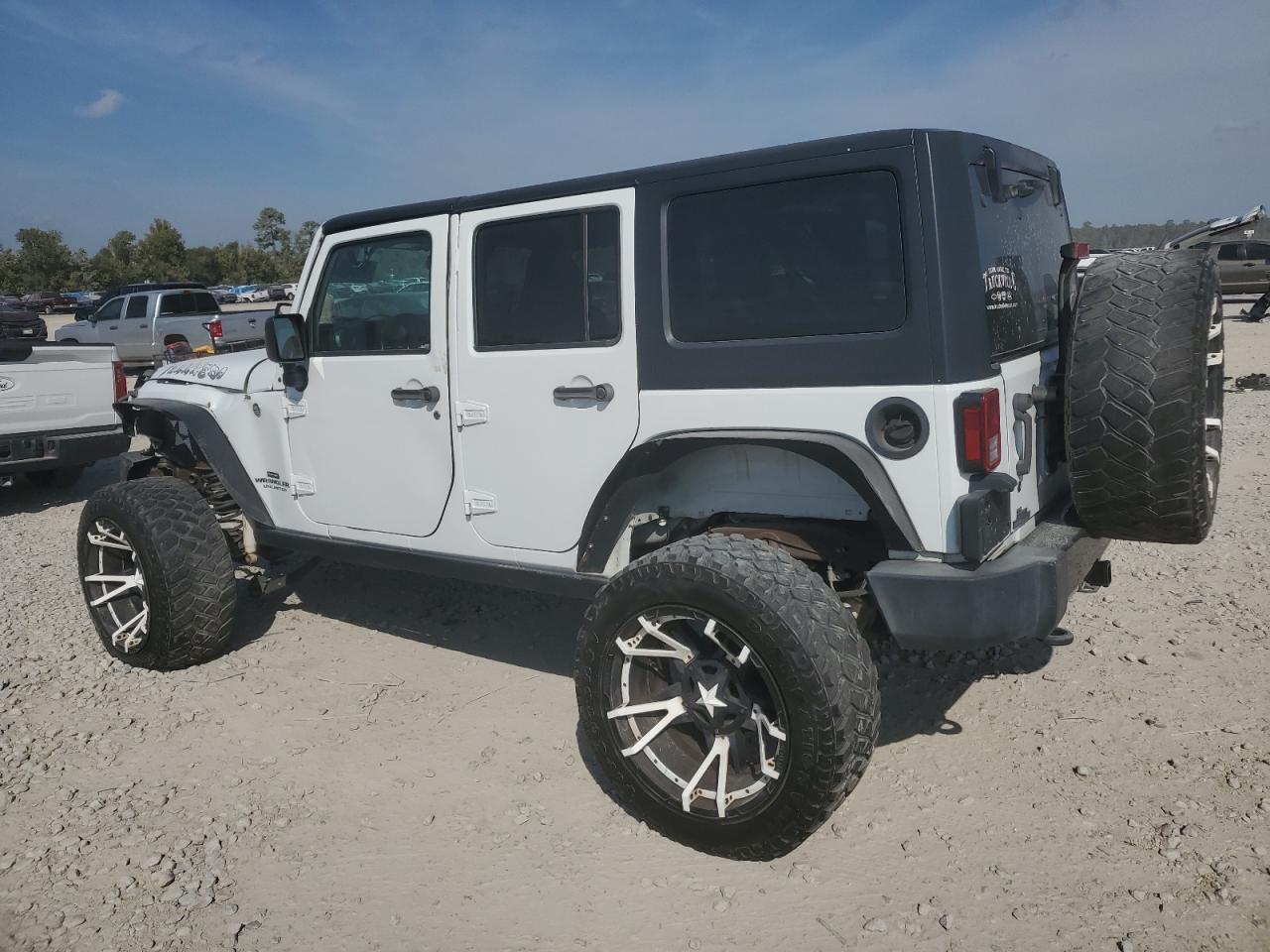 2017 Jeep Wrangler Unlimited Sport white  flexible fuel 1C4BJWDG5HL742999 photo #3
