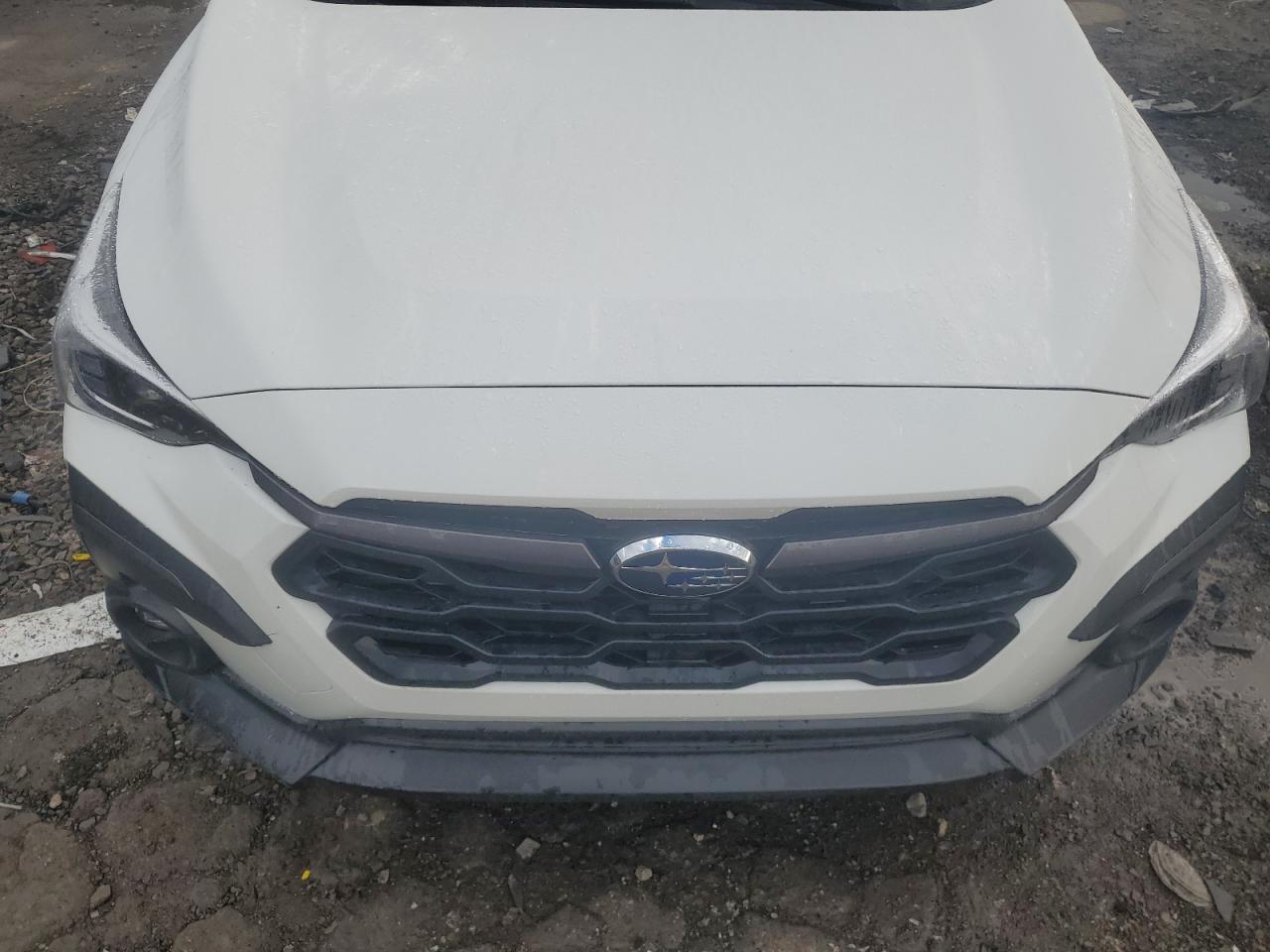 2024 Subaru Crosstrek Limited VIN: 4S4GUHM65R3806973 Lot: 85750325
