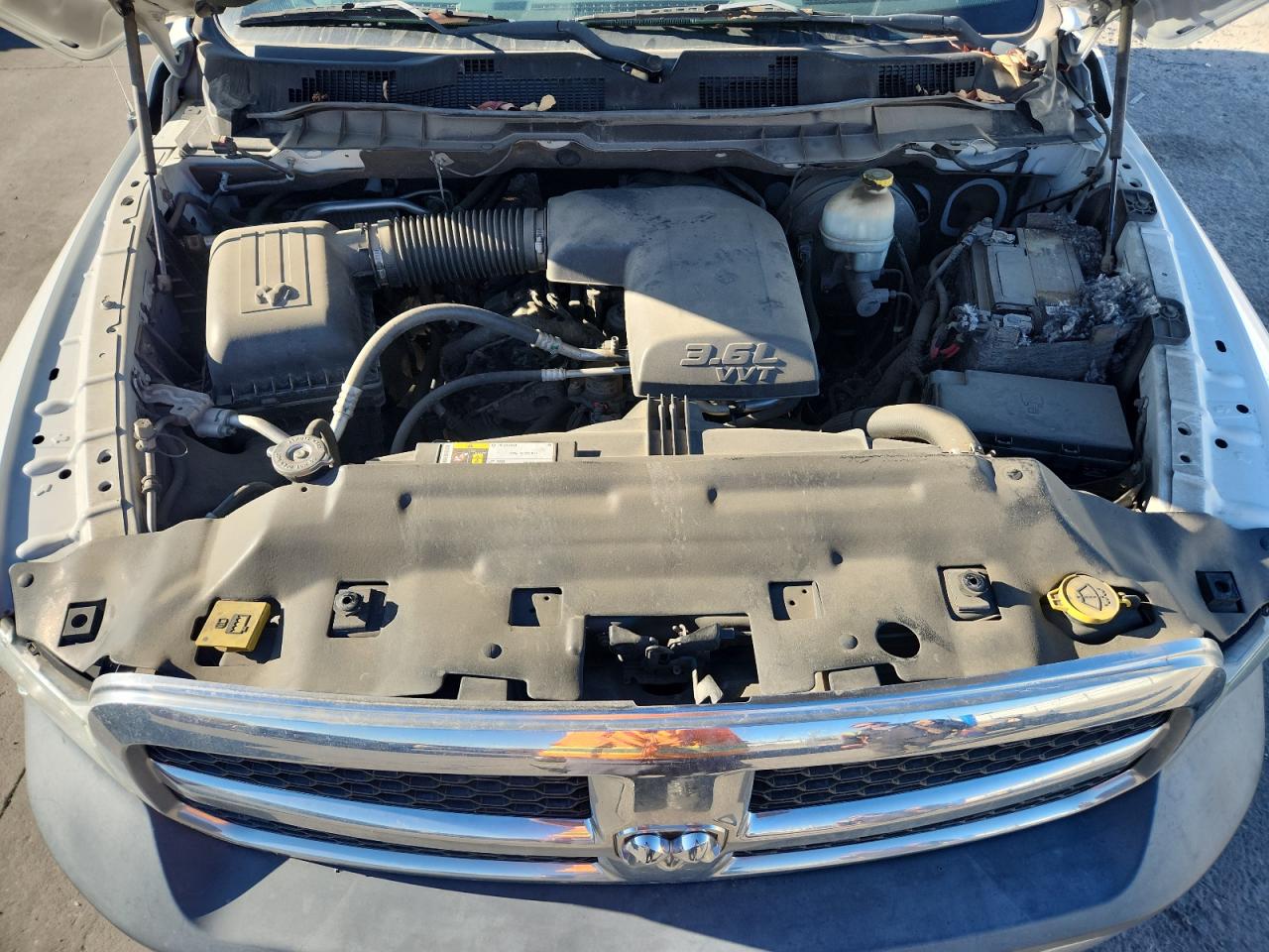 2015 Ram 1500 St VIN: 3C6JR7DG7FG676760 Lot: 89807185