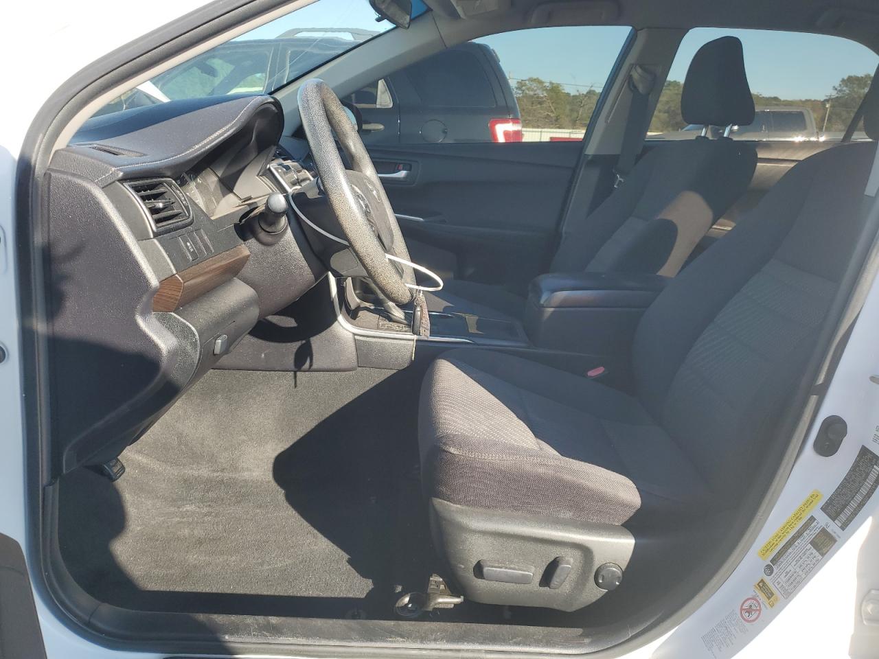 2015 Toyota Camry Le VIN: 4T1BF1FKXFU911620 Lot: 86128935