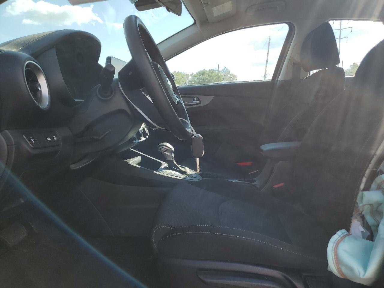 2021 Kia Forte Fe VIN: 3KPF24AD2ME333035 Lot: 85833575