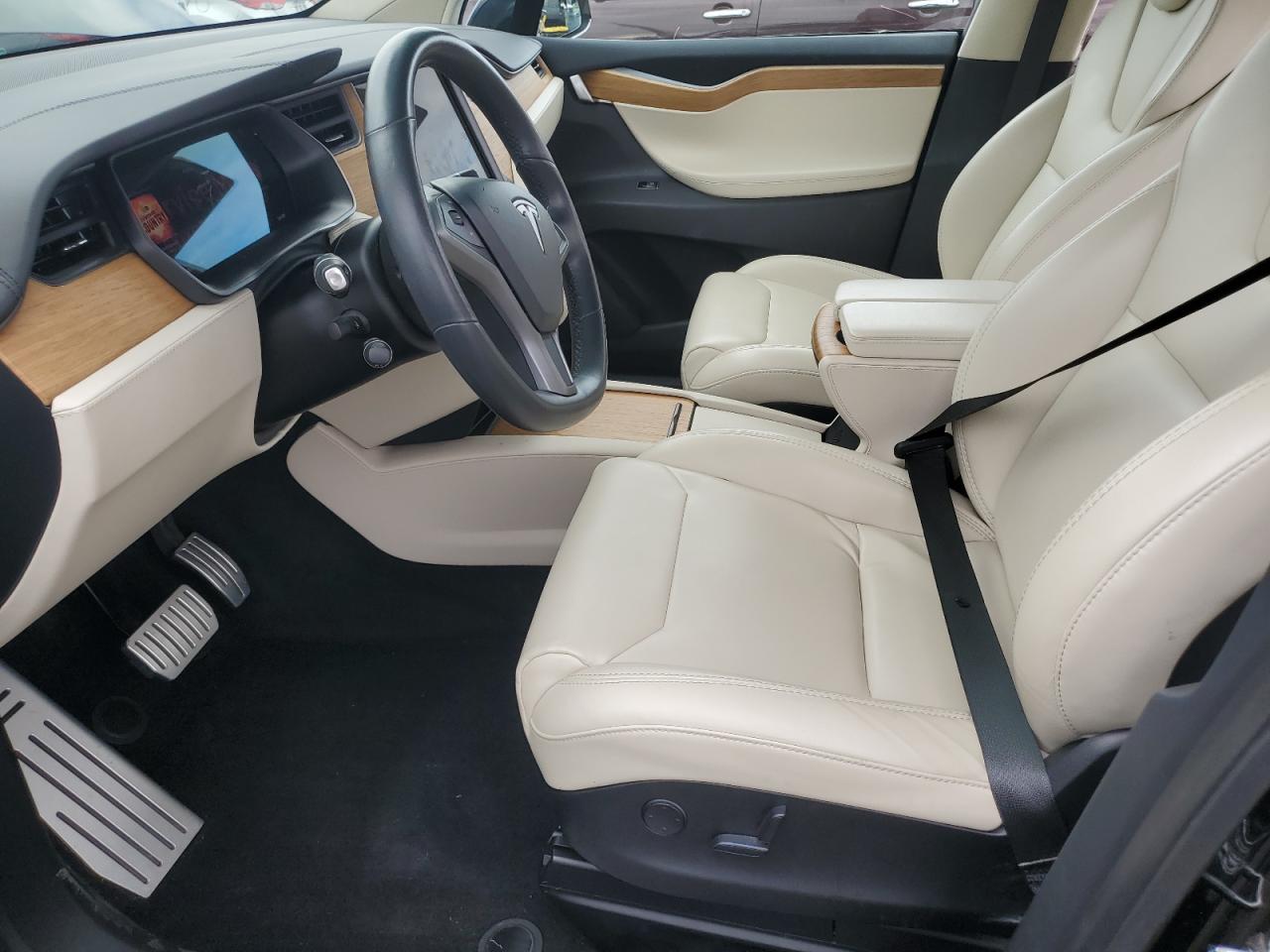 2019 Tesla Model X VIN: 5YJXCBE21KF149615 Lot: 82569755