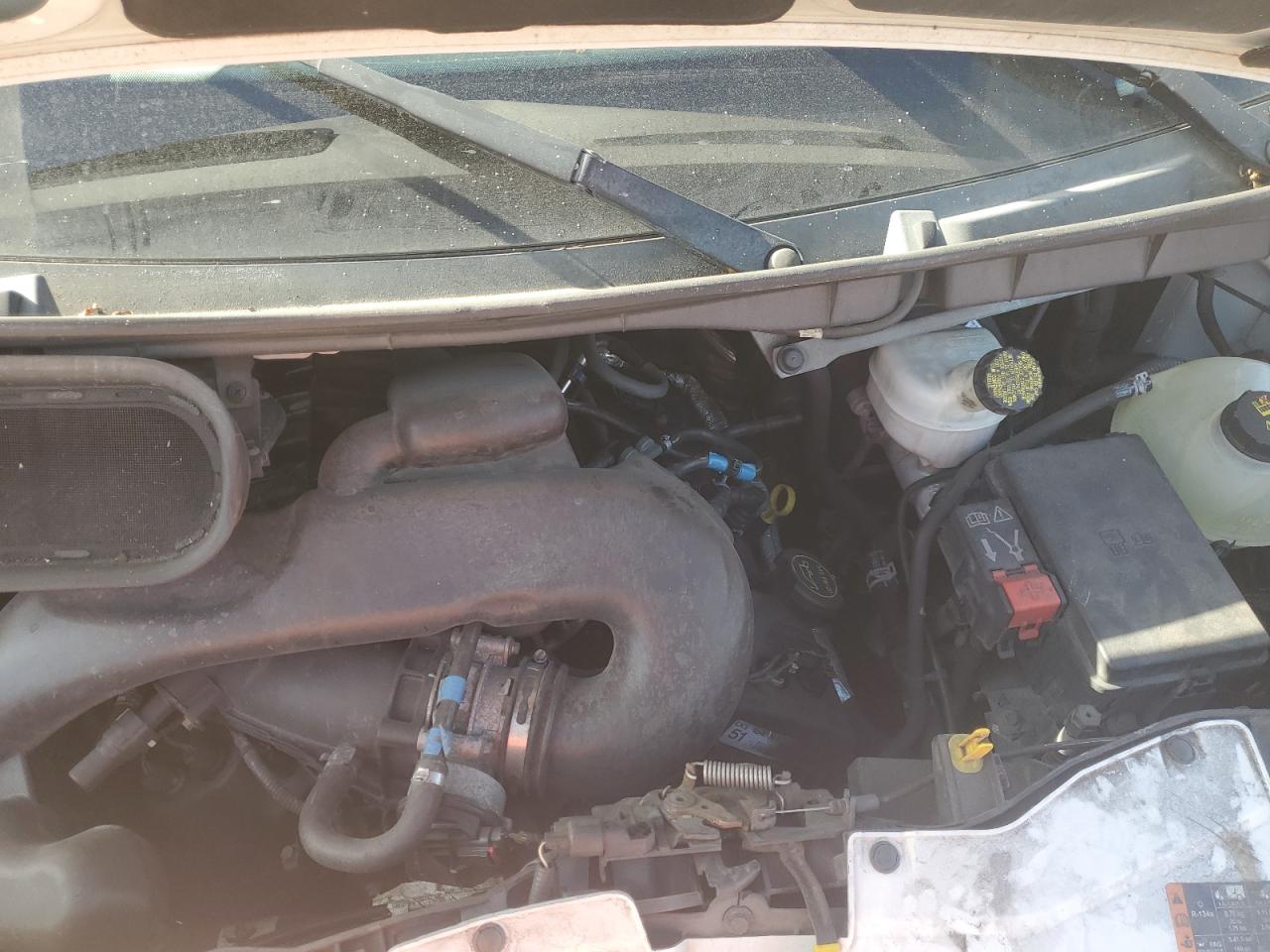 2015 Ford Transit T-250 VIN: 1FTNR1CM1FKA98792 Lot: 86673525