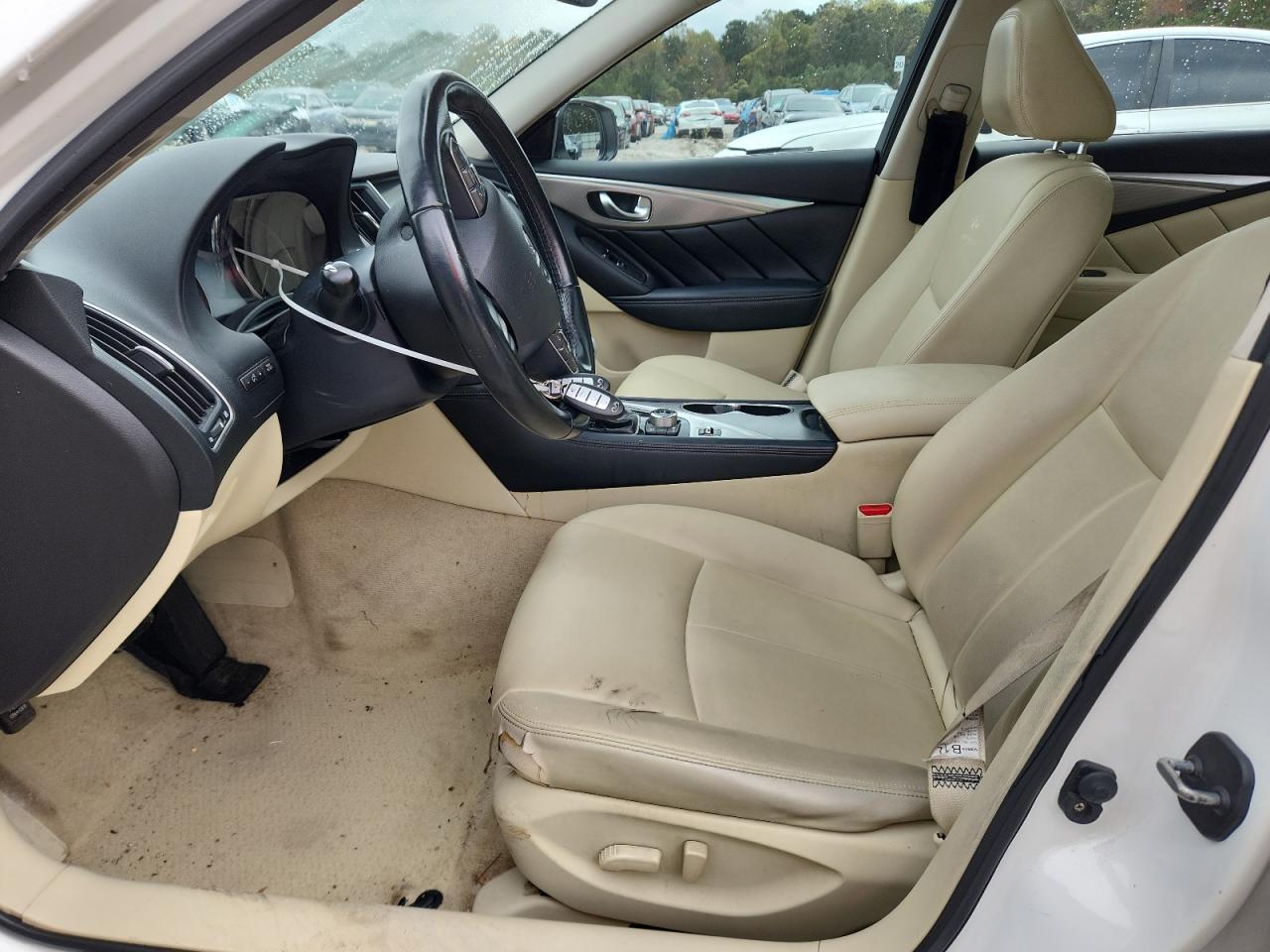 2014 Infiniti Q50 Base VIN: JN1BV7AP4EM674377 Lot: 90676165