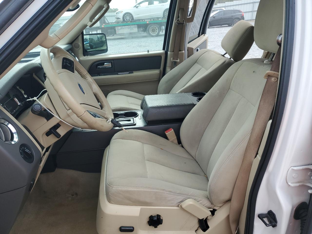 2013 Ford Expedition Xlt VIN: 1FMJU1H5XDEF50373 Lot: 82005665