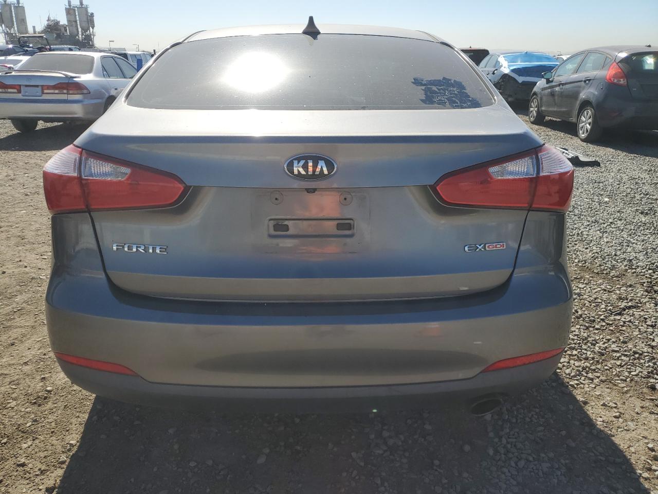 2016 Kia Forte Ex VIN: KNAFX4A8XG5554707 Lot: 90657425