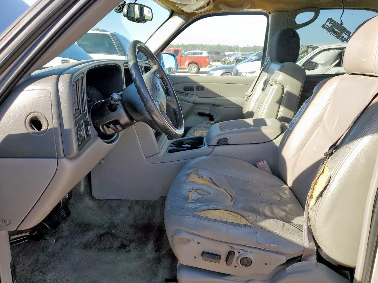 2004 Chevrolet Tahoe C1500 VIN: 1GNEC13Z54R186186 Lot: 90493155