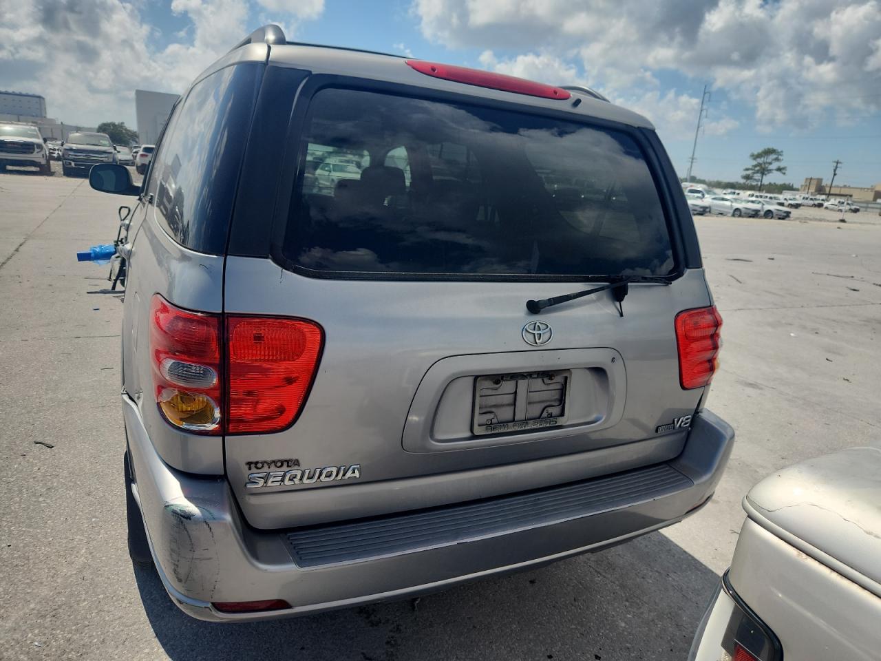 2003 Toyota Sequoia Sr5 VIN: 5TDZT34A83S170899 Lot: 85317455