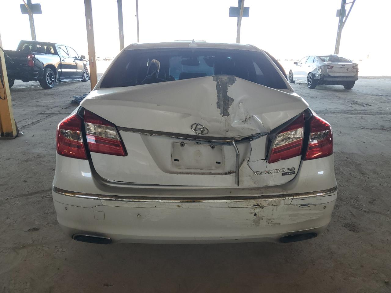 2014 Hyundai Genesis 5.0L VIN: KMHGC4DH9EU260681 Lot: 82335535