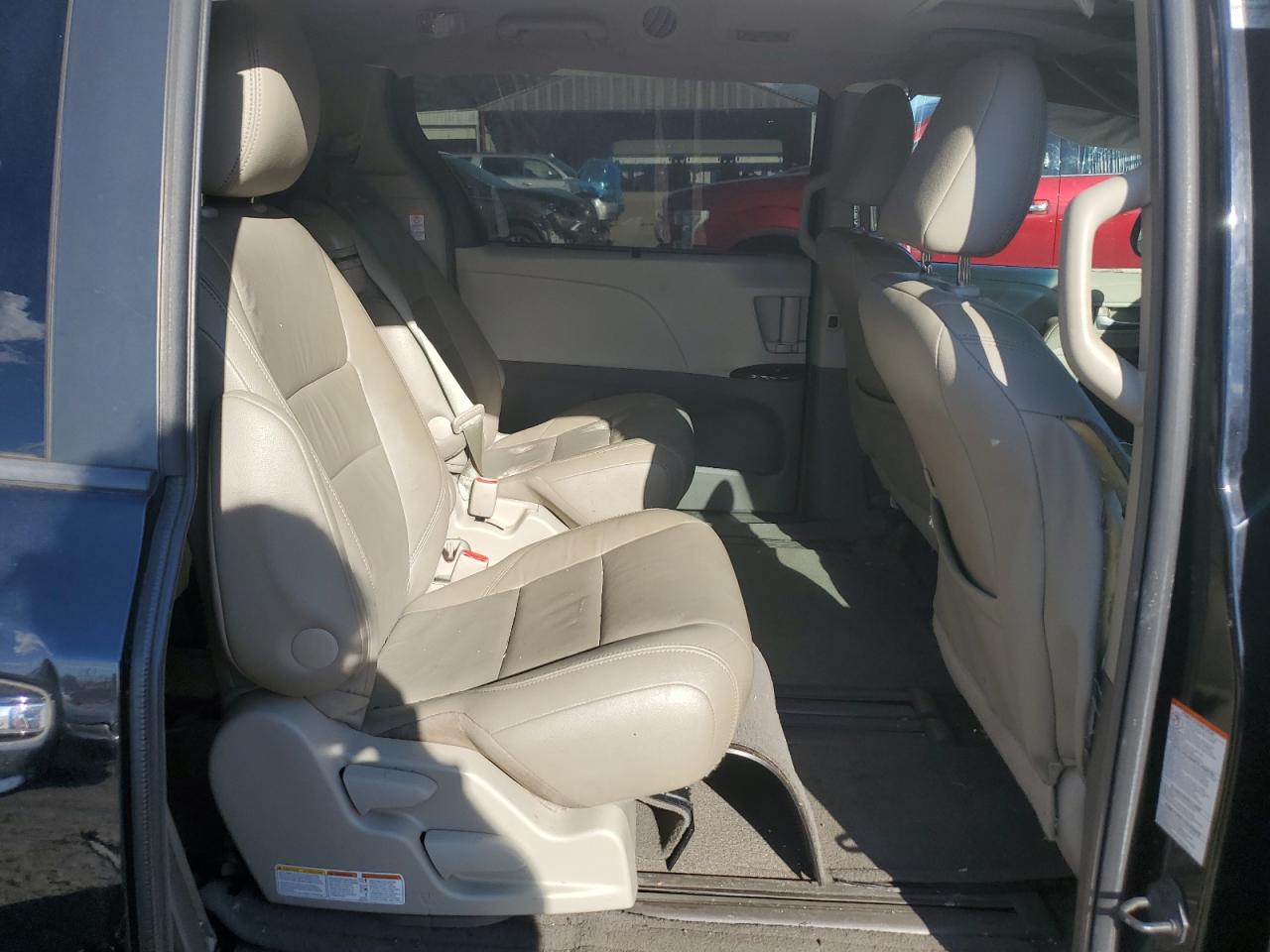 2015 Toyota Sienna Xle VIN: 5TDYK3DC6FS680513 Lot: 86471285