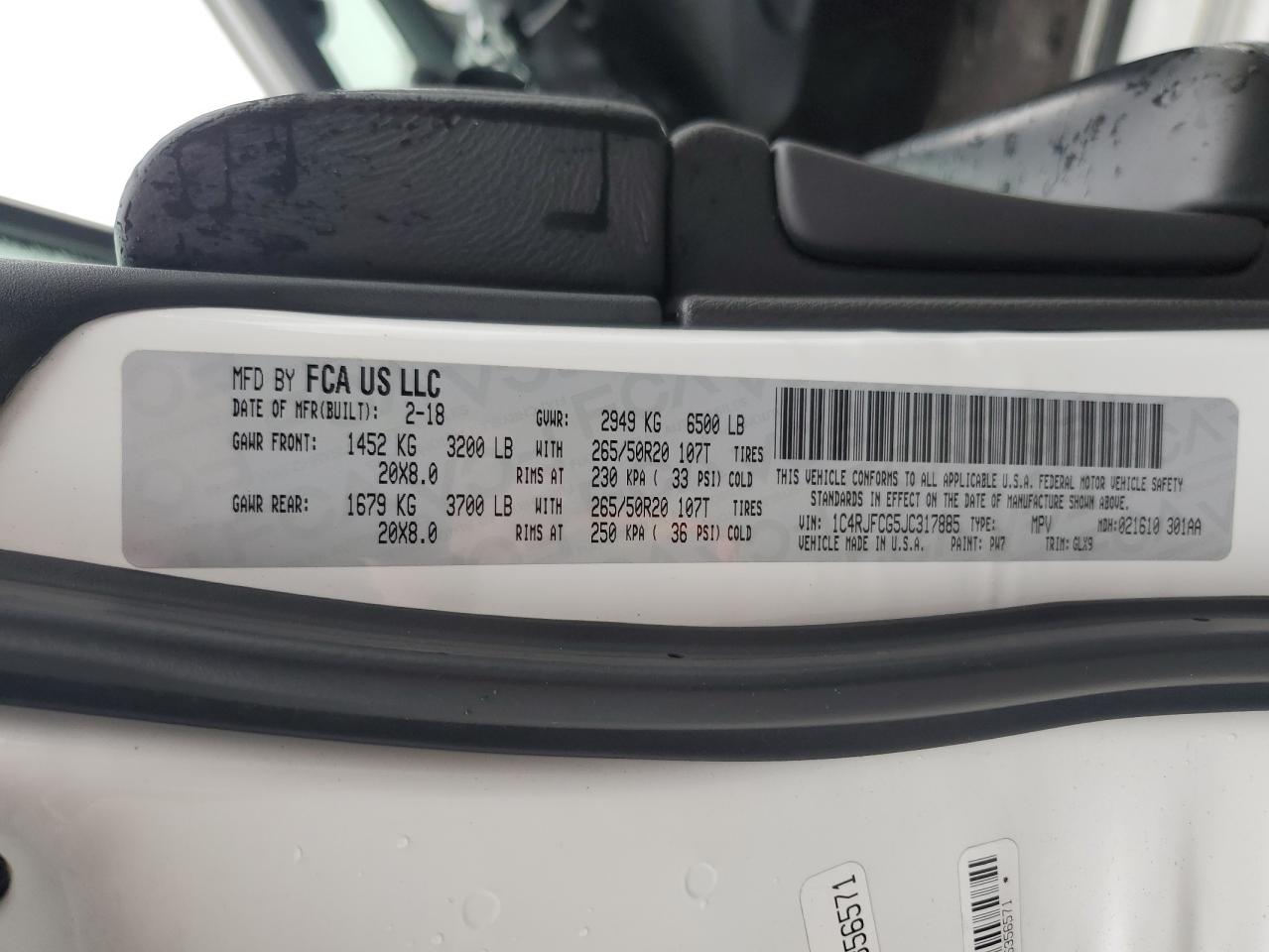 2018 Jeep Grand Cherokee Overland VIN: 1C4RJFCG5JC317885 Lot: 82030485