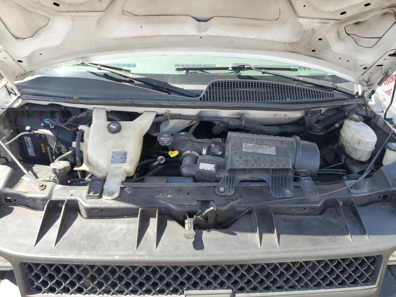 2017 Chevrolet Express Delivery Van VIN: 1GCWGAFFXH1326661 Lot: 86524335