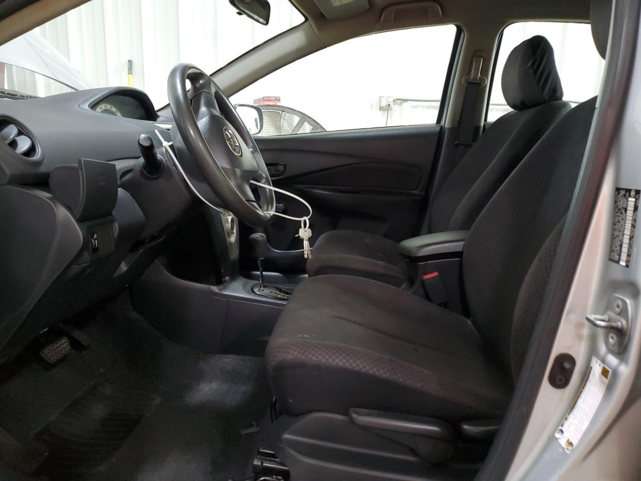 2008 Toyota Yaris VIN: JTDBT923984028086 Lot: 82458445