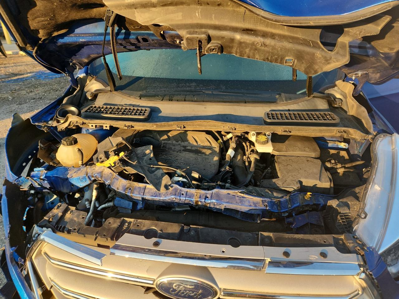 2017 Ford Escape Se VIN: 1FMCU0GD2HUB38312 Lot: 90482085