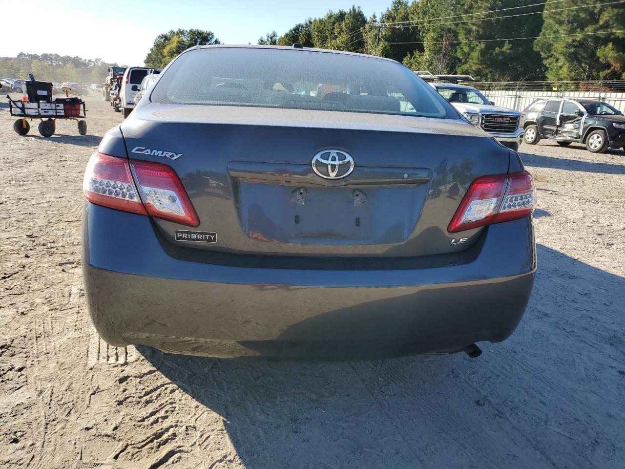 2011 Toyota Camry VIN: 4T1BF3EK0BU766403 Lot: 82001585