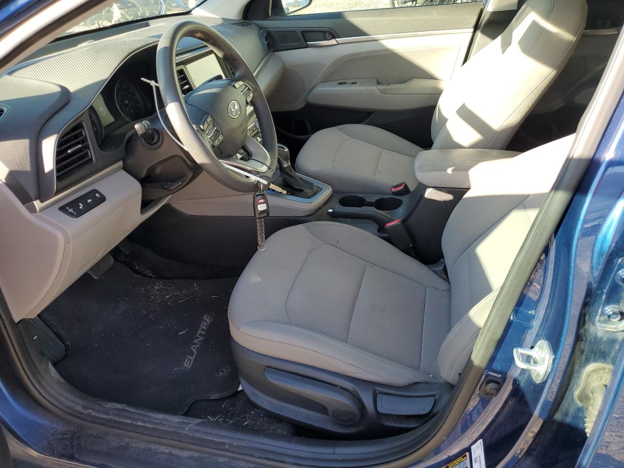 2020 Hyundai Elantra Sel VIN: 5NPD84LF1LH561235 Lot: 82346805