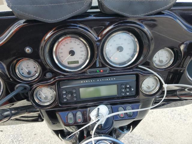 2010 HARLEY-DAVIDSON FLHX   