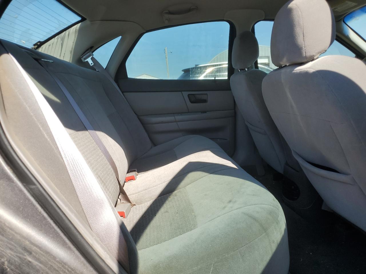 2004 Ford Taurus Se VIN: 1FAFP53U74A152140 Lot: 86527645