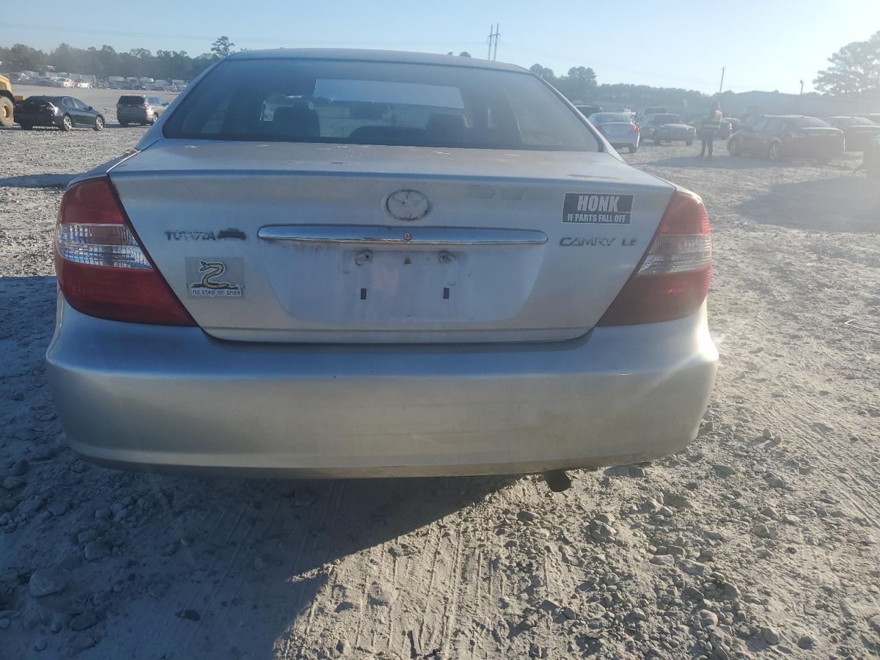 2003 Toyota Camry Le VIN: 4T1BE32K93U696702 Lot: 86153655