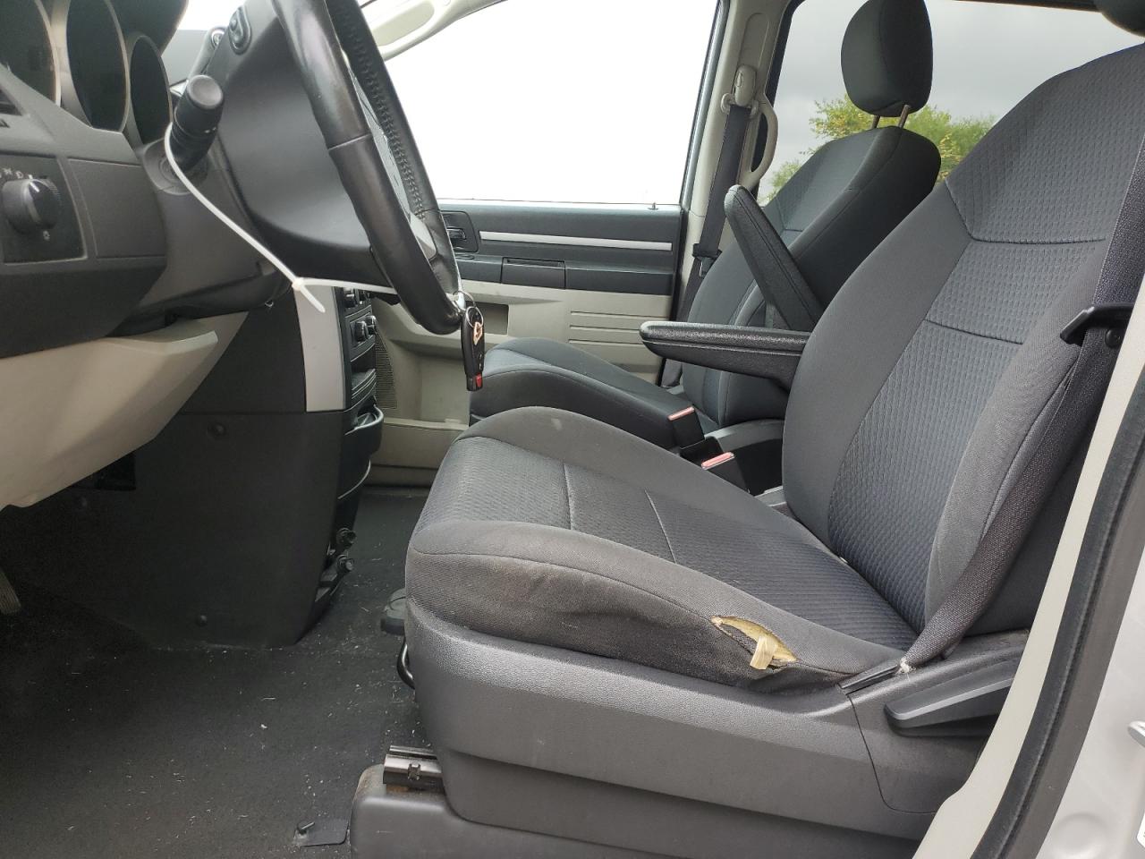 2010 Dodge Grand Caravan Se VIN: 2D4RN4DEXAR173184 Lot: 85346785