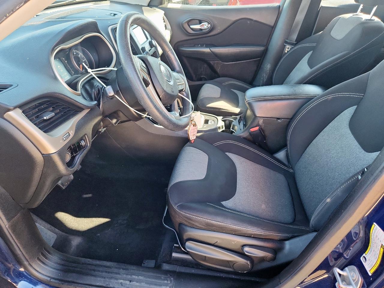 2015 Jeep Cherokee Sport VIN: 1C4PJLAB1FW612372 Lot: 85408555