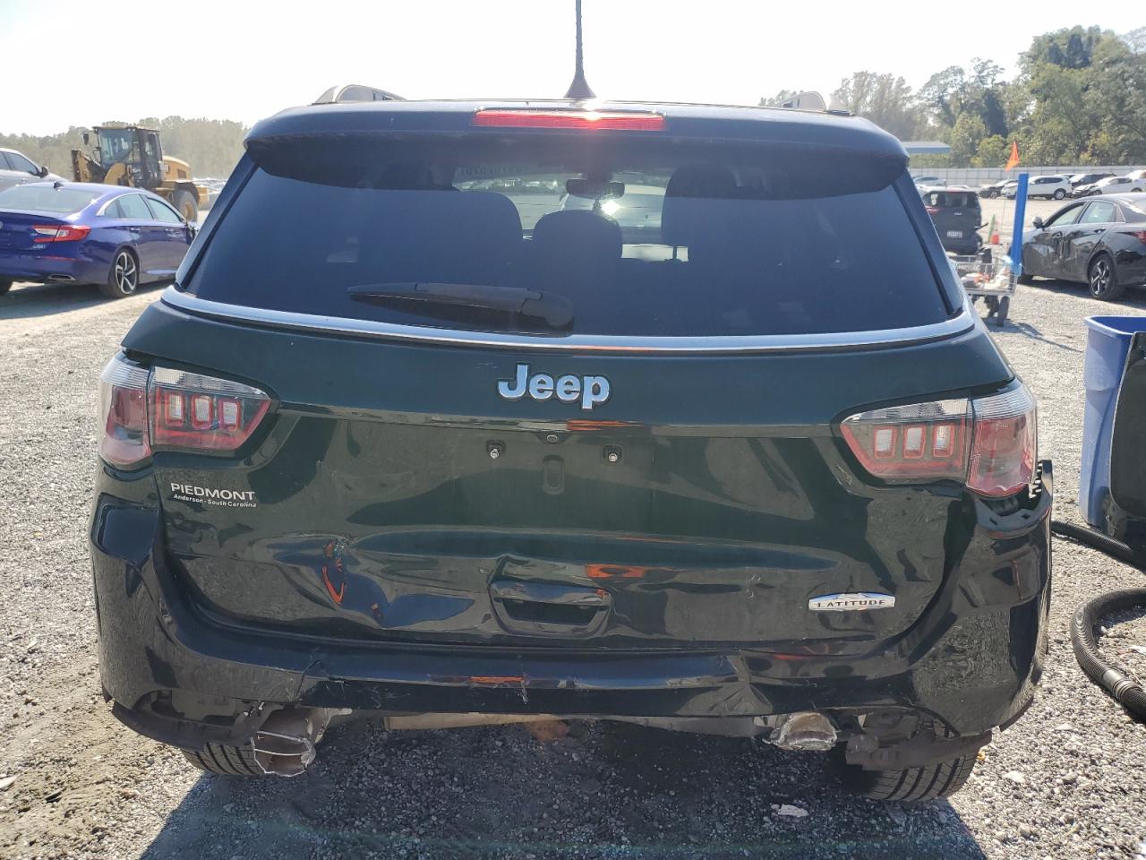 2018 Jeep Compass Latitude VIN: 3C4NJCBB2JT182727 Lot: 85762575