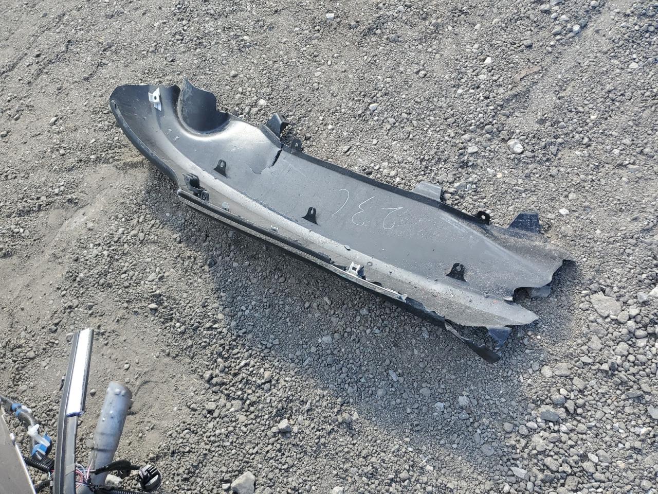 2023 Toyota Venza Le VIN: JTEAAAAHXPJ137233 Lot: 85836285