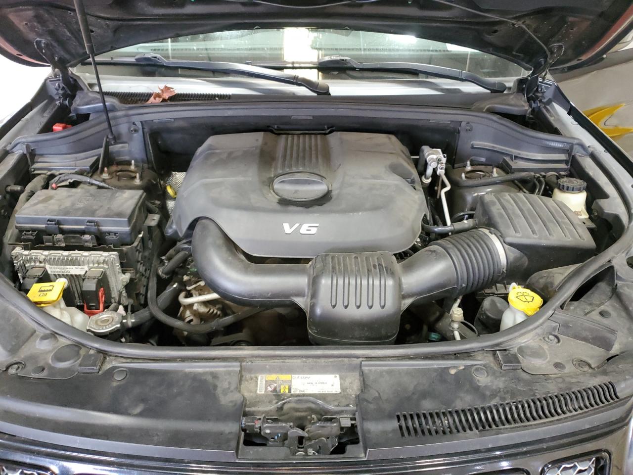 2015 Jeep Grand Cherokee Laredo VIN: 1C4RJFAG2FC890110 Lot: 85839105