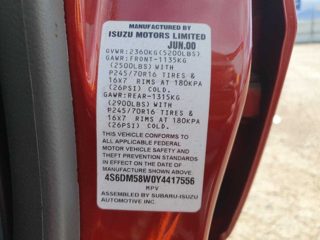 2000 Honda Passport Ex VIN: 4S6DM58W0Y4417556 Lot: 82484095