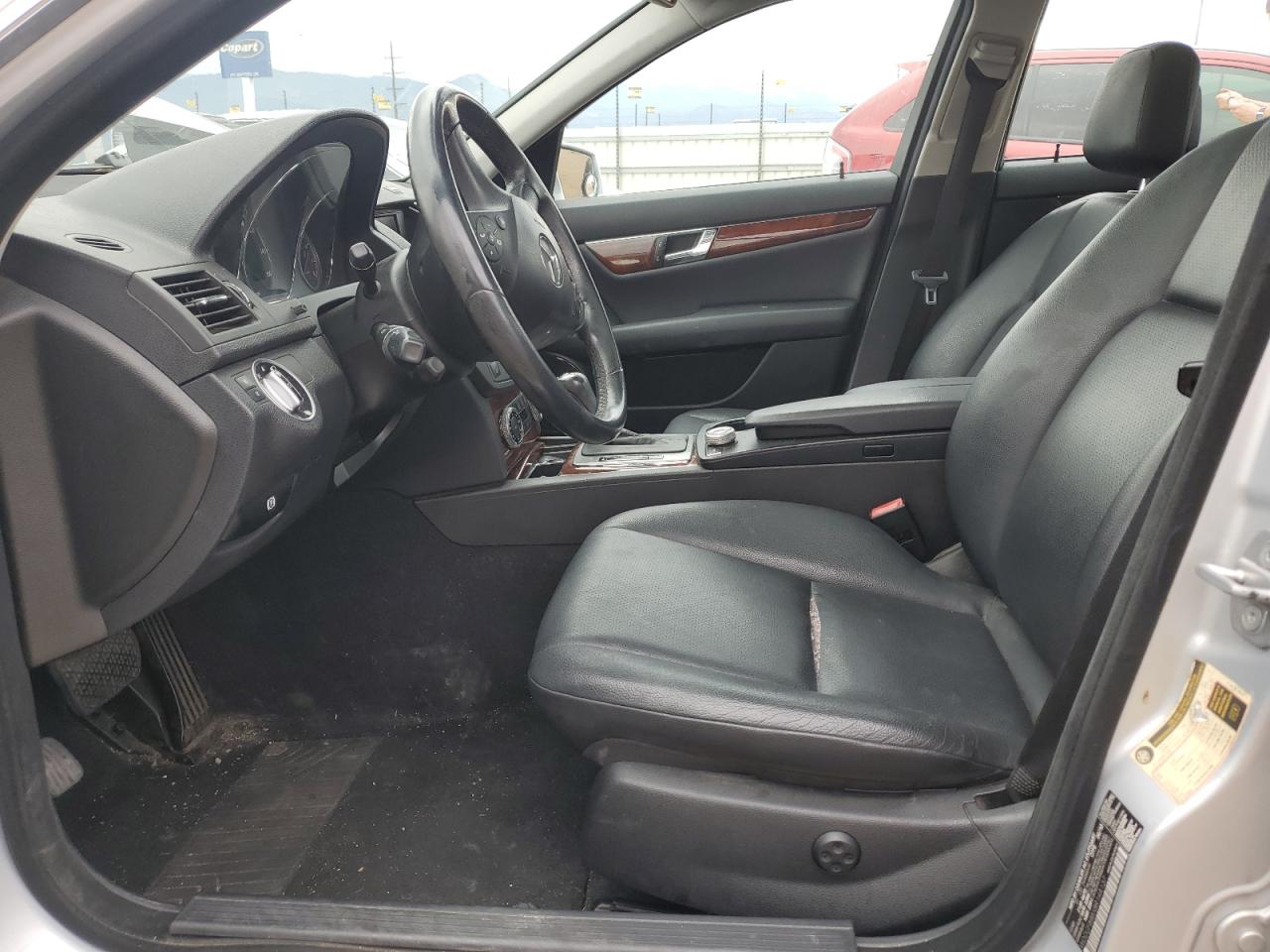 2011 Mercedes-Benz C 300 4Matic VIN: WDDGF8BBXBR148137 Lot: 82447305