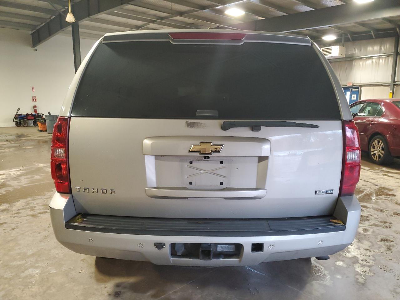 2008 Chevrolet Tahoe K1500 VIN: 1GNFK13088J120776 Lot: 90549685