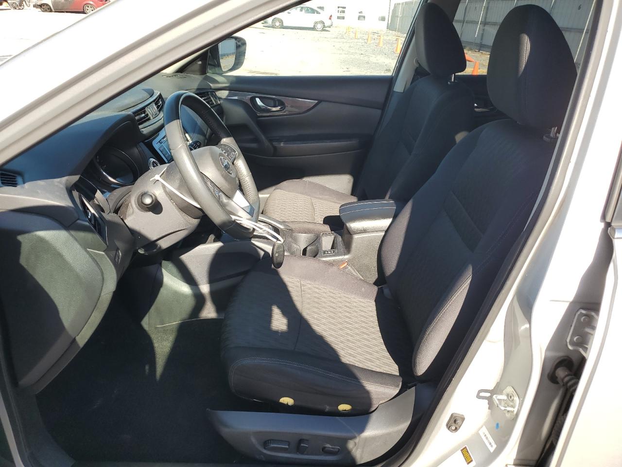 2018 Nissan Rogue S VIN: 5N1AT2MV6JC700663 Lot: 84887765