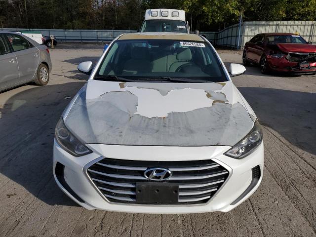  HYUNDAI ELANTRA 2017 Белы