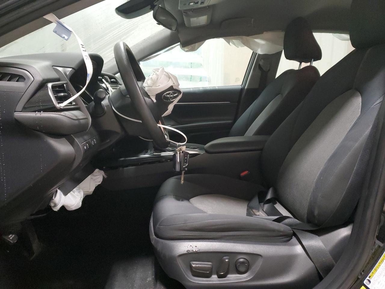 2019 Toyota Camry L VIN: 4T1B11HK2KU703172 Lot: 89720365