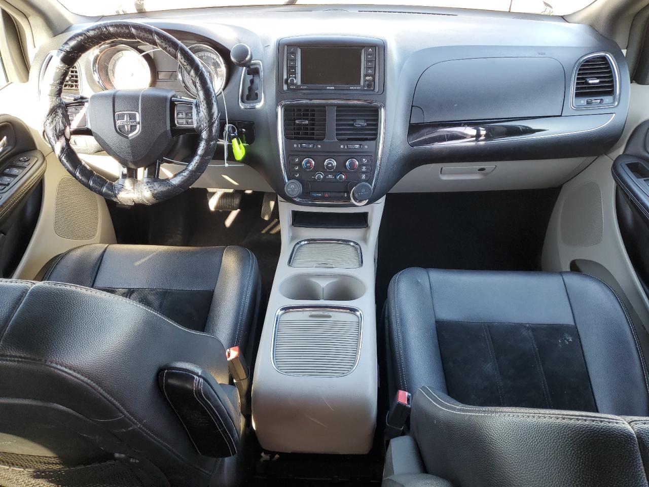 2018 Dodge Grand Caravan Sxt VIN: 2C4RDGCG0JR241626 Lot: 87254415