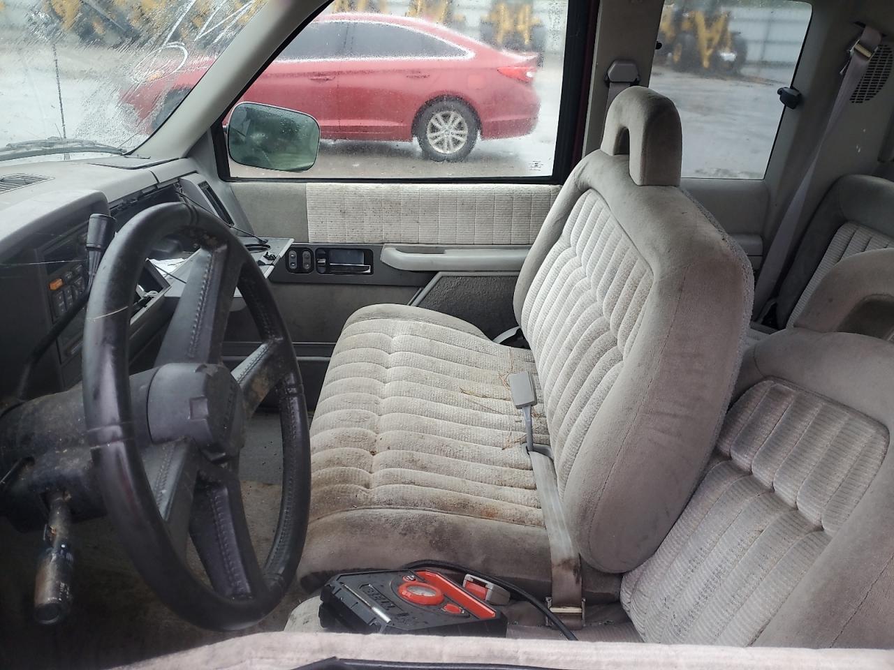 1994 Chevrolet Gmt-400 C1500 VIN: 2GCEC19K0R1106408 Lot: 84541265