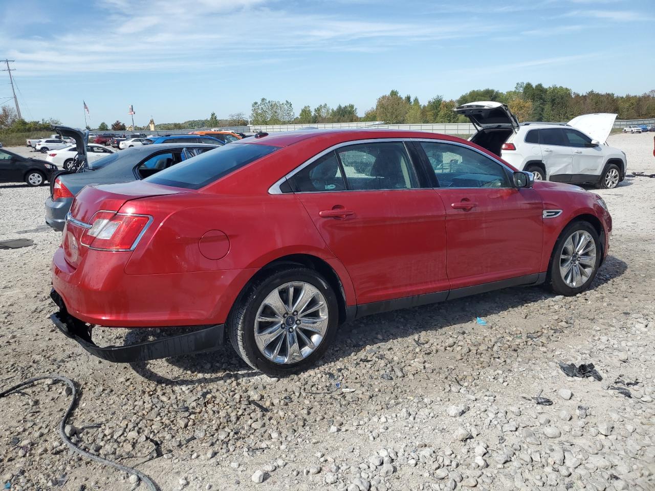 2010 Ford Taurus Limited VIN: 1FAHP2FW5AG124642 Lot: 84905275