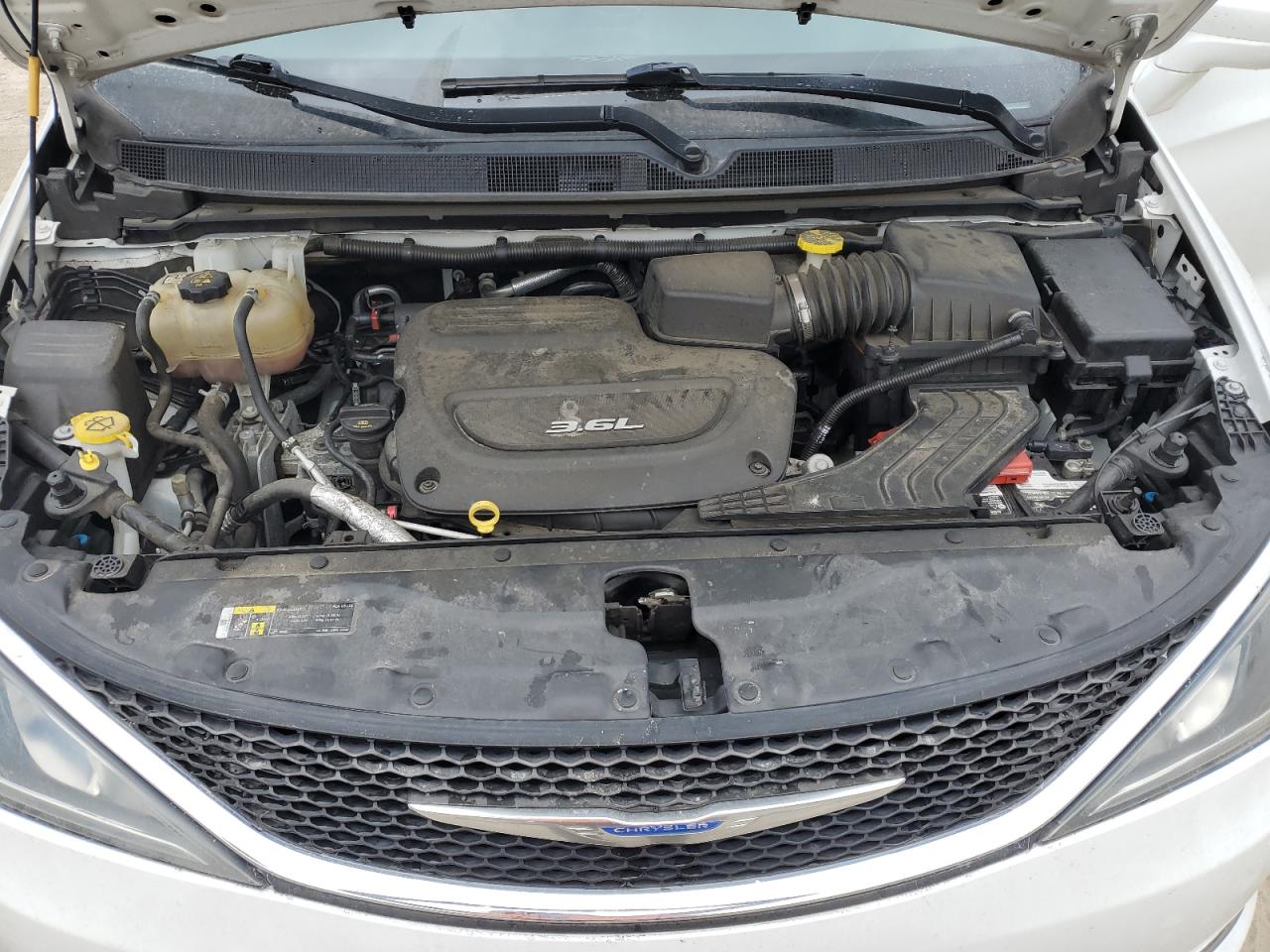 2019 Chrysler Pacifica Touring L VIN: 2C4RC1BG6KR523014 Lot: 82185035