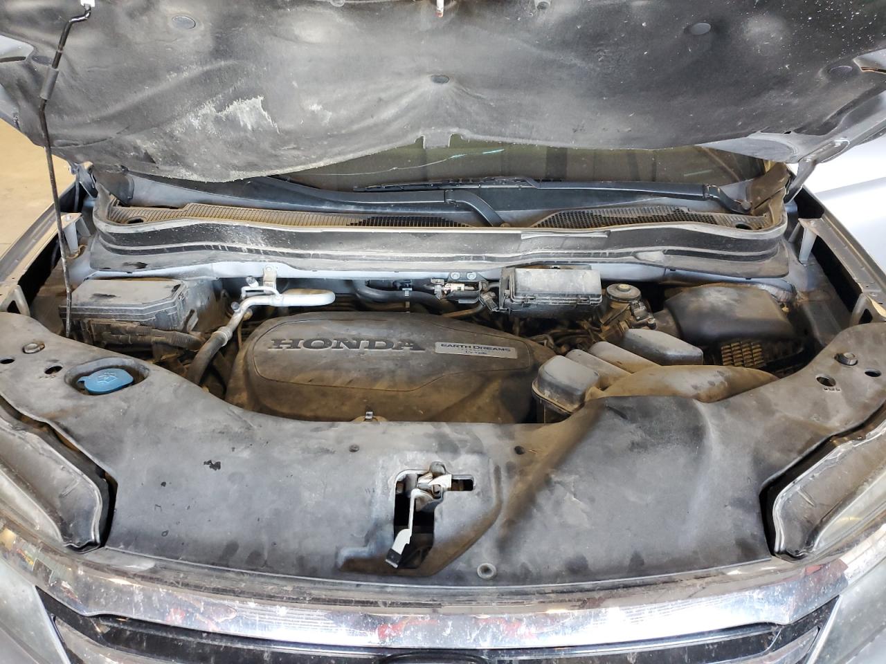 2016 Honda Pilot Touring VIN: 5FNYF6H90GB101896 Lot: 87009725