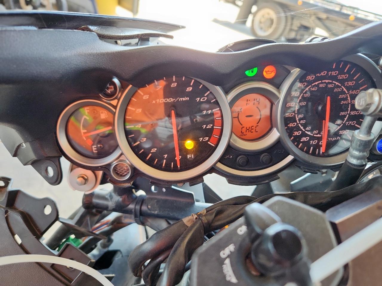 2013 Suzuki Gsx1300 Ra VIN: JS1GX72B2D2101112 Lot: 84026675